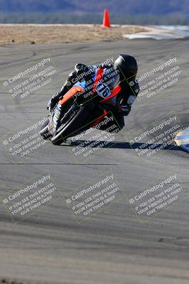 media/Jan-09-2022-SoCal Trackdays (Sun) [[2b1fec8404]]/Turns 9 and 8 (920am)/